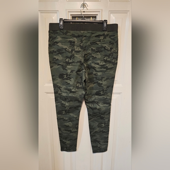 No Boundaries Camo Leggings Juniors Size XL 15/17 - Picture 2 of 3